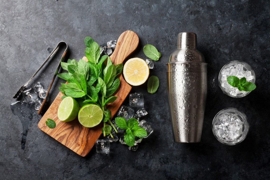 Mojito,Cocktail,Making.,Mint,,Lime,,Ice,Ingredients,And,Bar,Utensils.